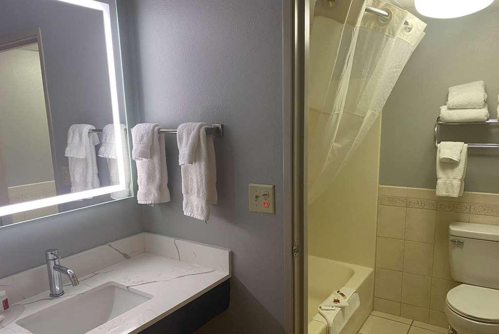 Americinn By Wyndham Πεόρια Δωμάτιο φωτογραφία