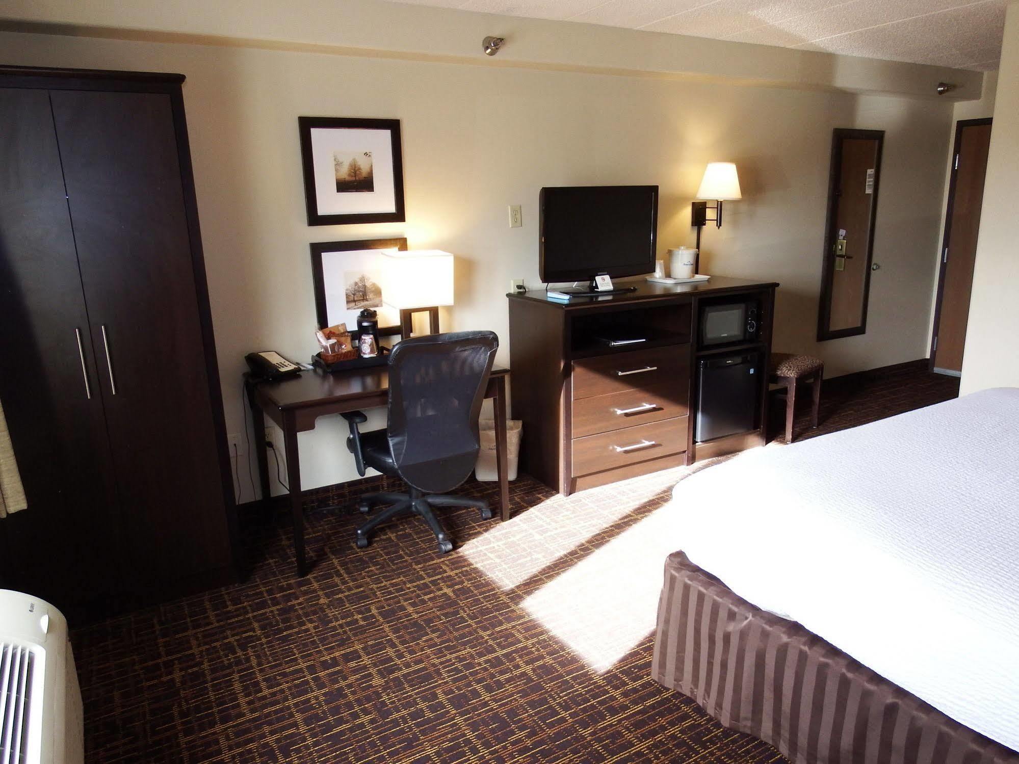 Americinn By Wyndham Πεόρια Εξωτερικό φωτογραφία